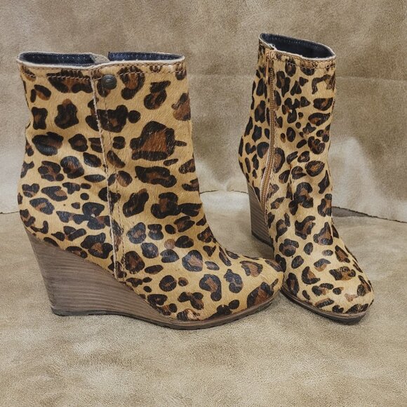 Leopard  wedge ankle boots - Picture 1 of 7